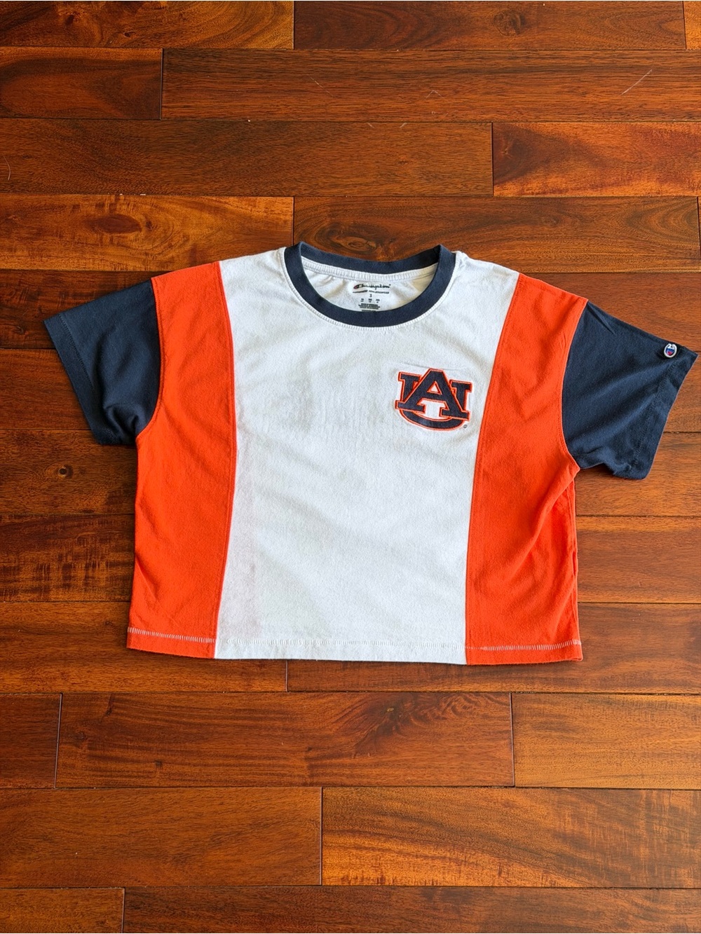 Champion Women’s Colorblock Crop Top in Orange, Navy & White Size S - Picture 2 of 7